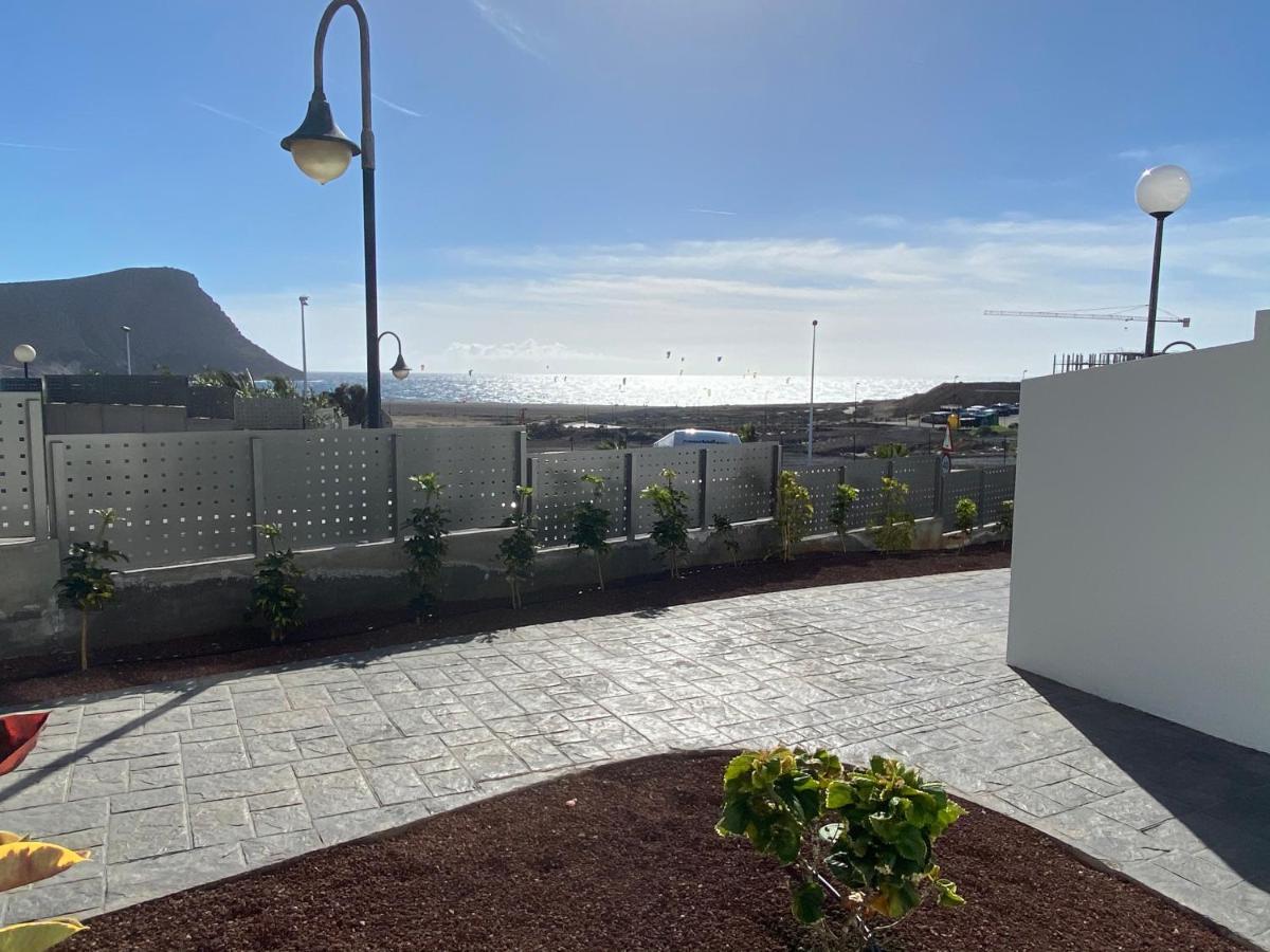 A Beautiful Apartment With A Beach View - La Tejita - El Medano Eksteriør billede