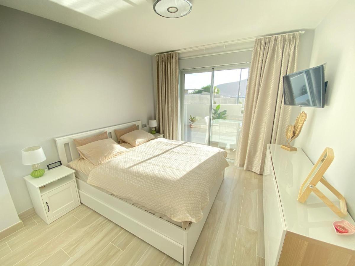 A Beautiful Apartment With A Beach View - La Tejita - El Medano Eksteriør billede
